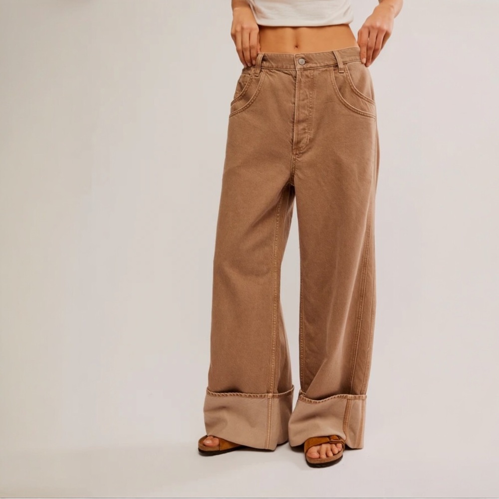 We The Free NWT Final Countdown Low Rise Baggy Wide Leg Cuffed Jean Tumbleweed